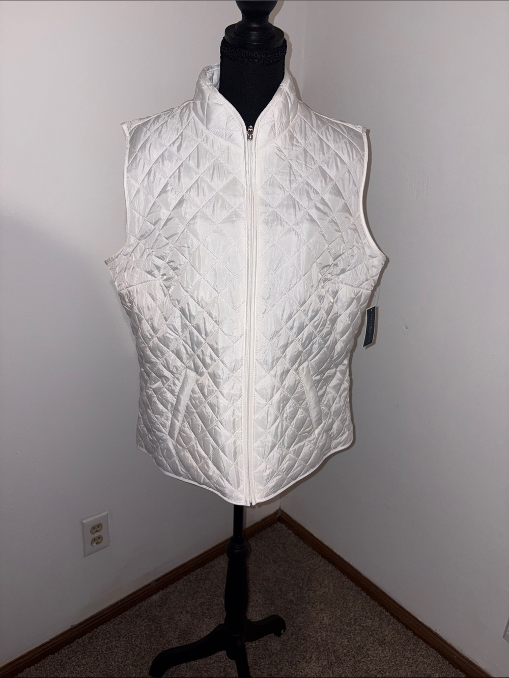 Karen Scott White Quilted Sleeveless Zip Front Vest